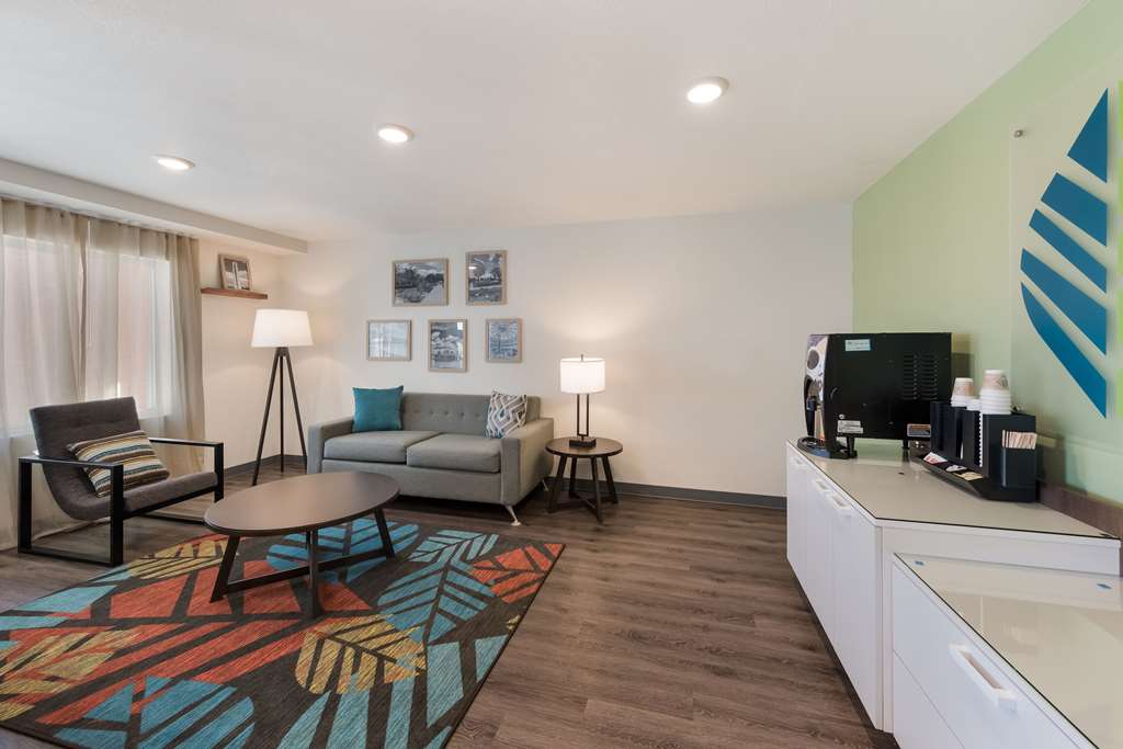 Woodspring Suites Dayton North - photo 7