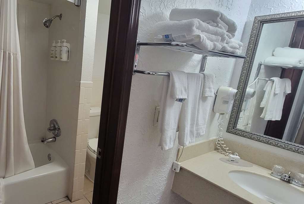 Ramada by Wyndham Mountain Home - photo 84