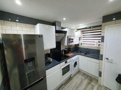 Crash pad in Luton Town — 4-Star Luxury Hotel in Luton, United Kingdom