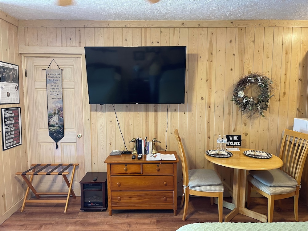 Mountain Aire Cottages & Inn - photo 78