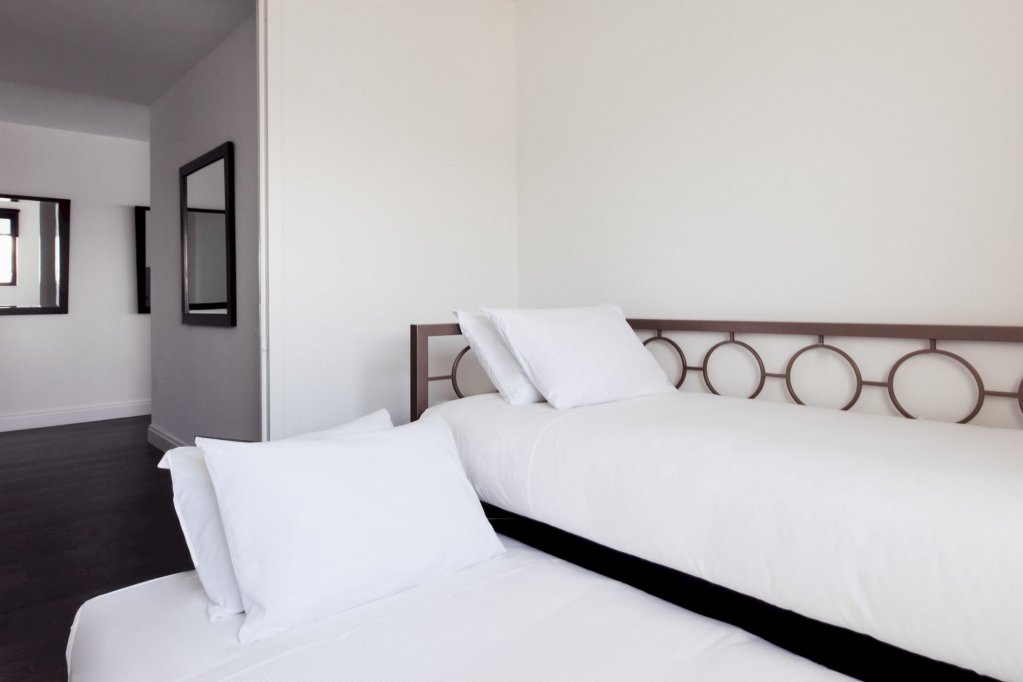 Sky City at The Powerhouse Arts District — 4-Star Luxury Hotel in New York City, United States