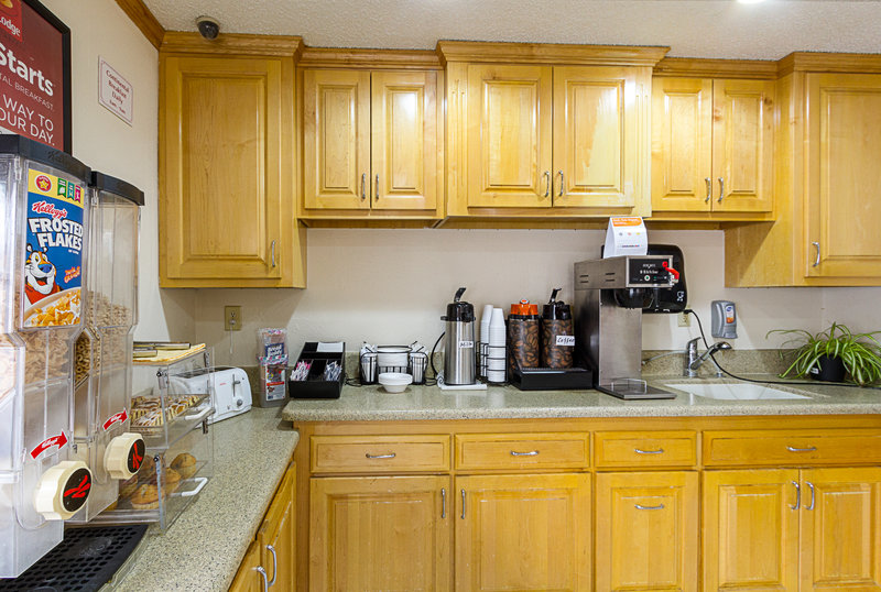 Rodeway Inn West Dodge - photo 15