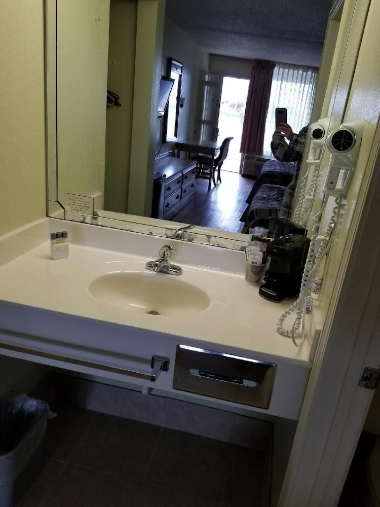 Best Way Inn Madison - photo 19