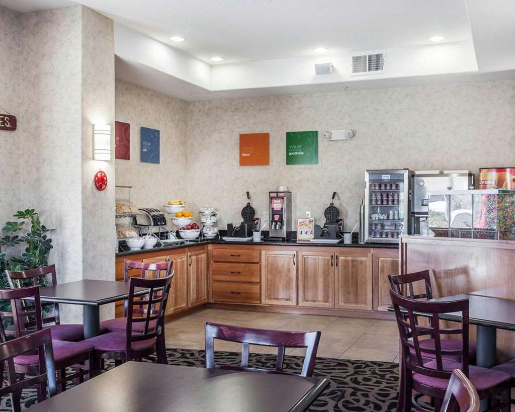 Comfort Suites Wenatchee Gateway - photo 29