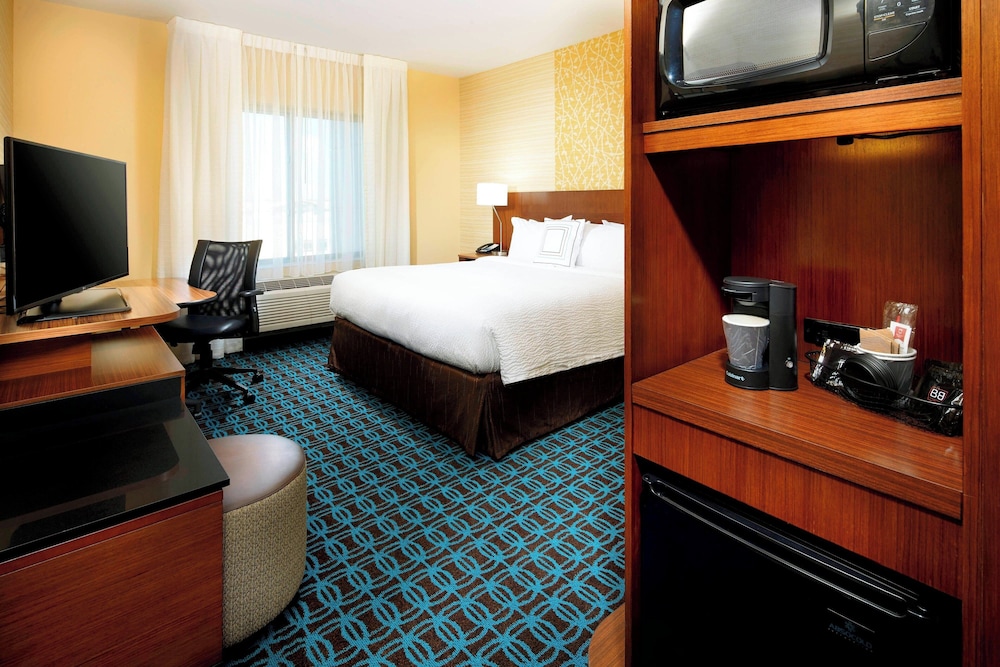 Fairfield by Marriott Inn & Suites Wheeling at The Highlands - photo 9