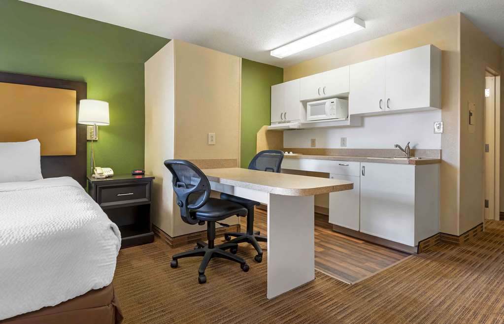 Extended Stay America Suites Rochester Henrietta - photo 20