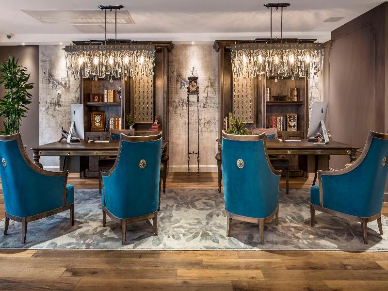 The Ivey's Hotel - photo 17