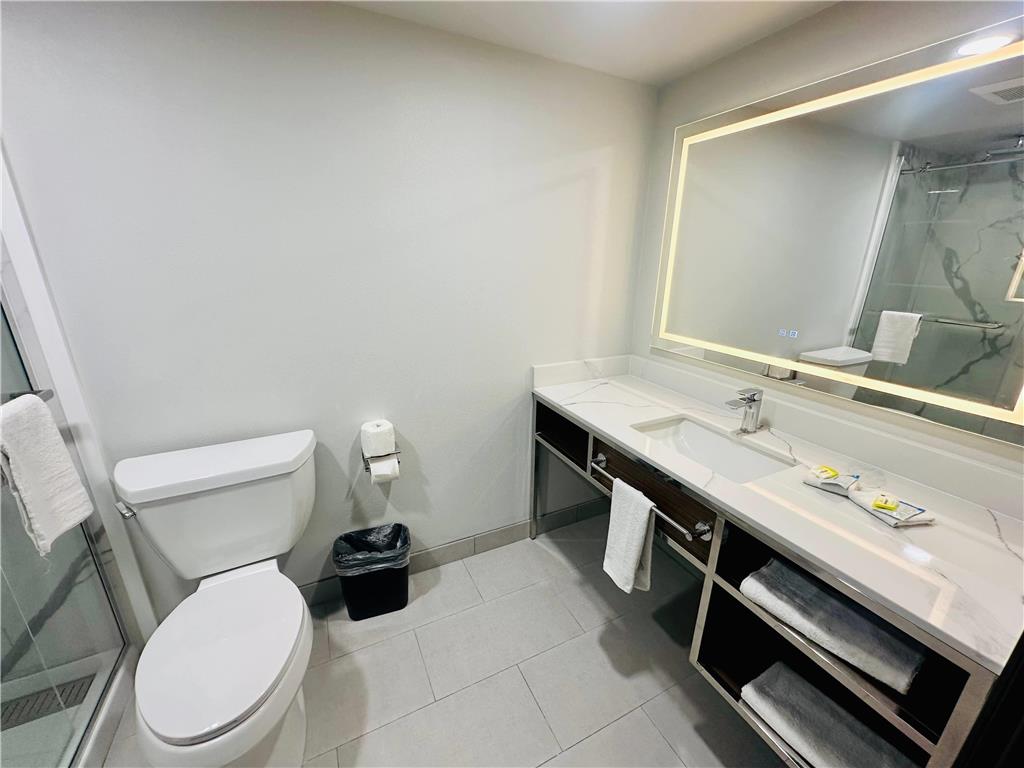 La Quinta Inn by Wyndham Costa Mesa Newport Beach - photo 25