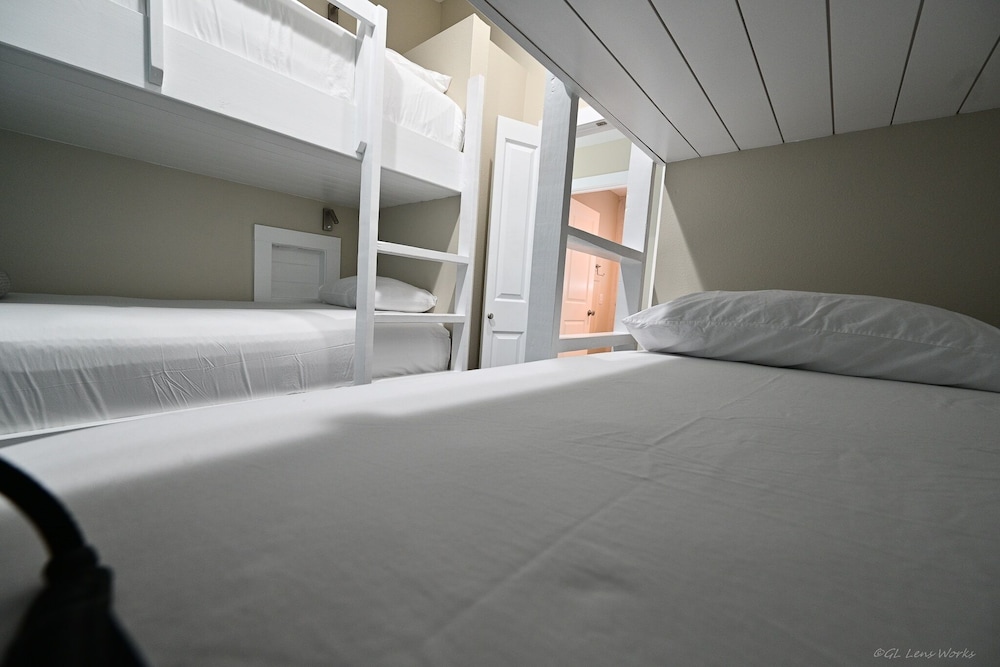 Rayburn Country Resort - photo 23