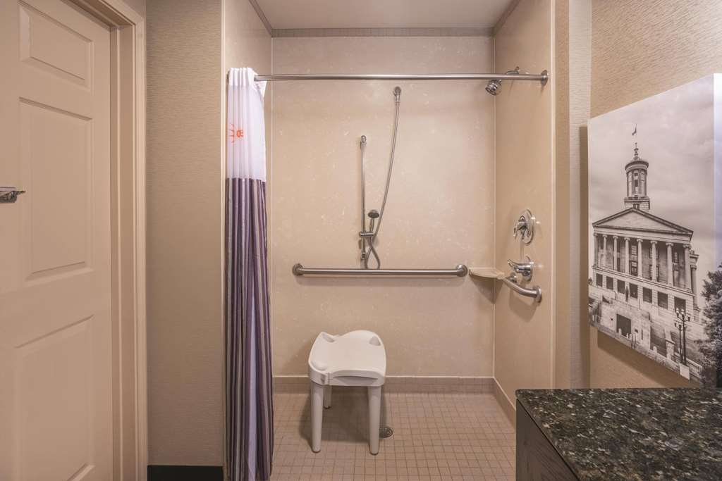La Quinta Inn & Suites by Wyndham Smyrna TN Nashville - photo 9