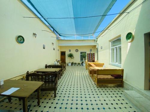 Old Palace - carbon neutral hotel in Bukhara