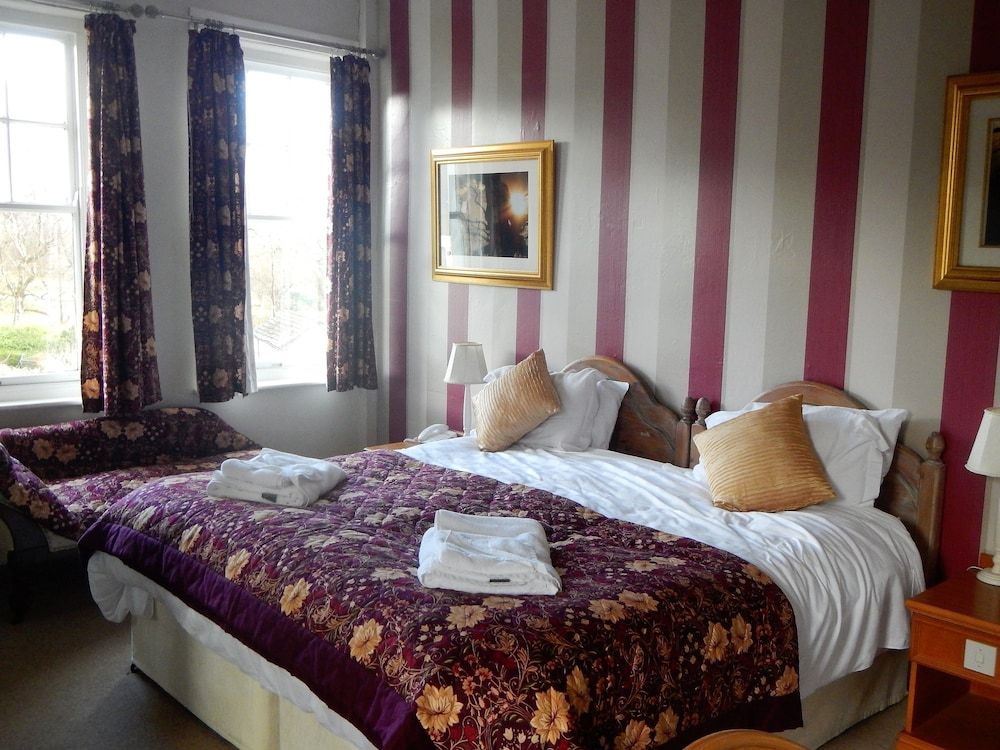 Elan Valley Hotel — Rhayader — photo 2