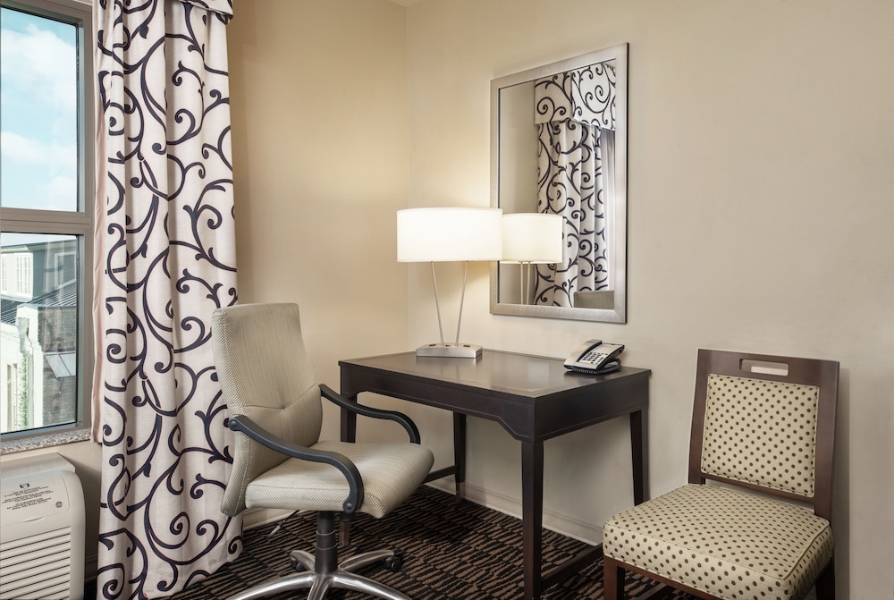 Hampton Inn & Suites Baton Rouge Downtown - photo 5