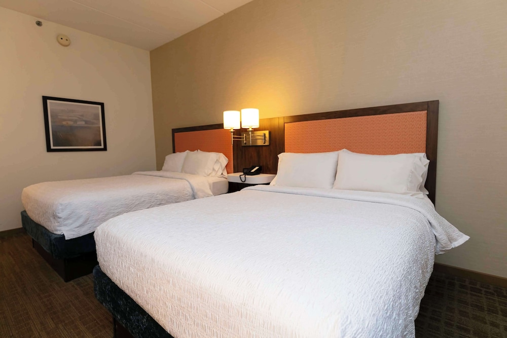 Hampton Inn Scranton at Montage Mountain - photo 7