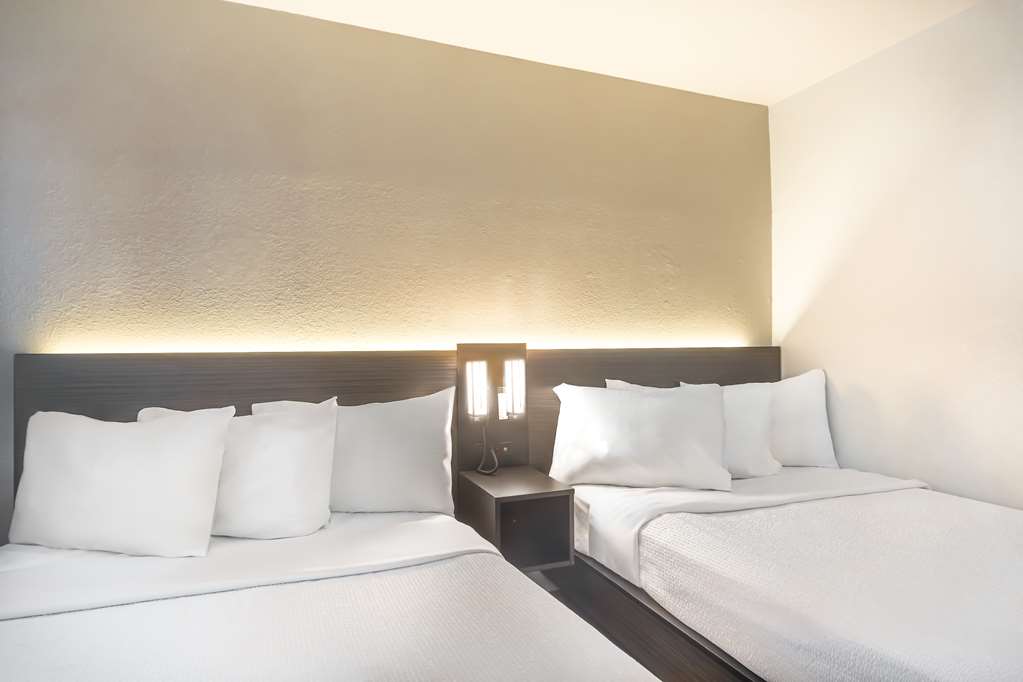 Motel 6 Del Rio Tx - photo 21