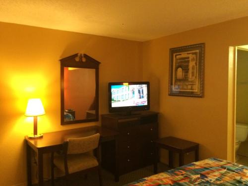 Wye Motel - photo 4