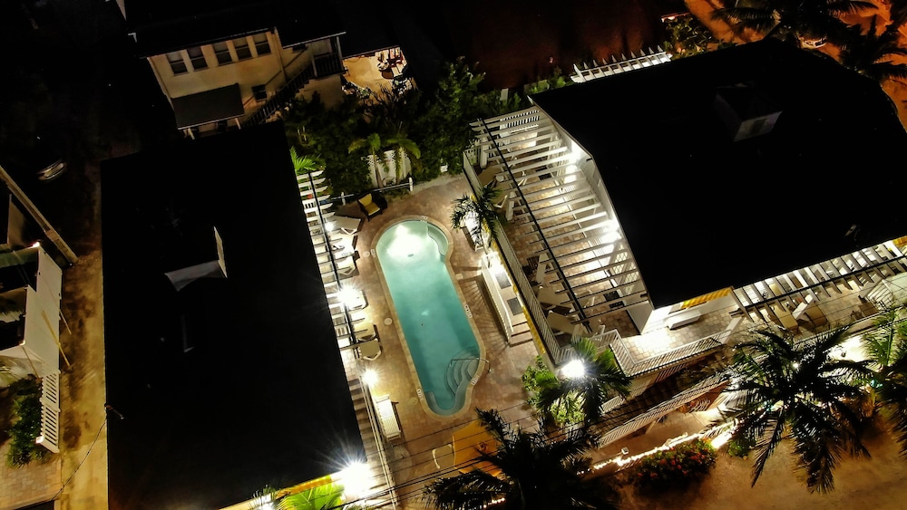 Coconut Inn - photo 137