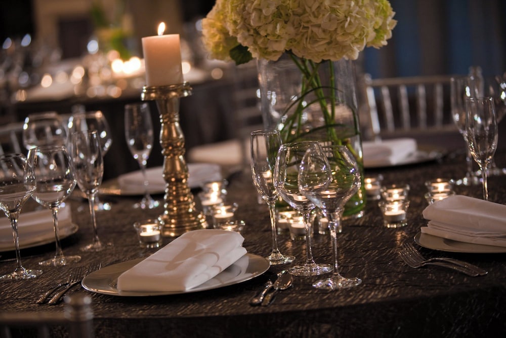 Renaissance Austin Hotel - photo 84