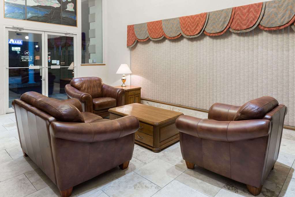 Baymont by Wyndham Osage Beach - photo 2