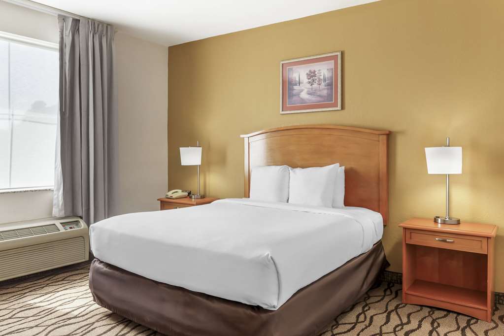 Comfort Inn & Suites Chesapeake Portsmouth - photo 20