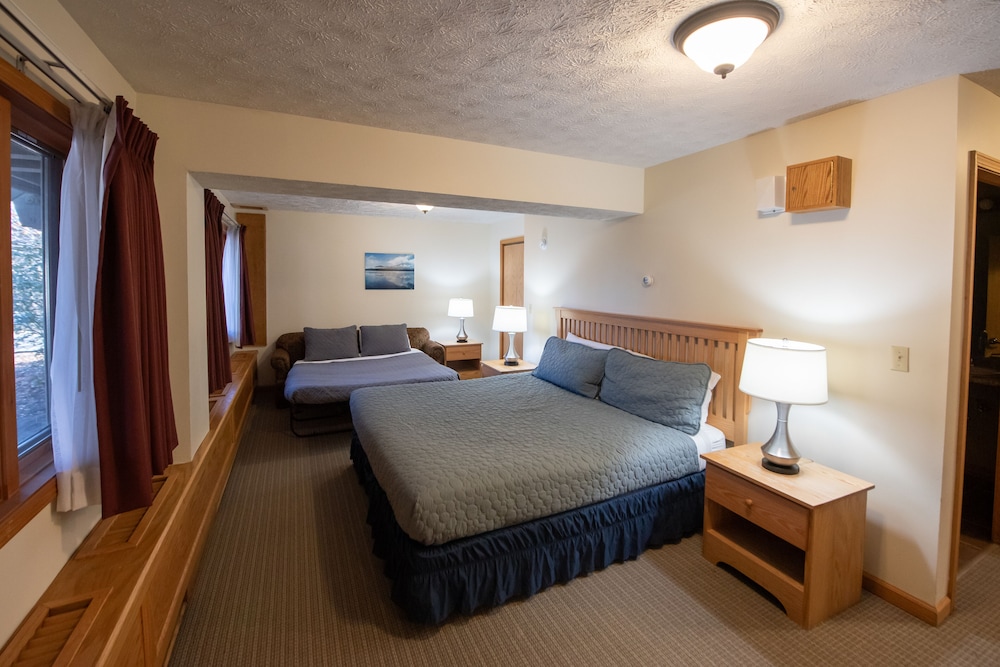Sugarloaf Inn - photo 34
