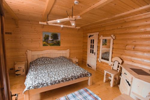 Dayarta - carbon neutral hotel in Skhidnytsya