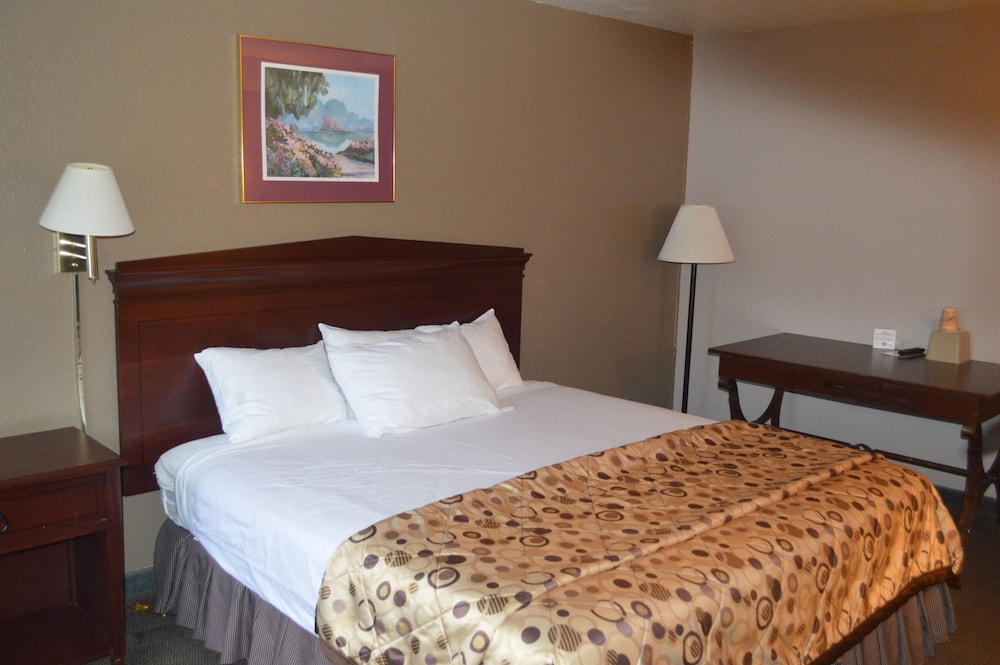 American Elite Inn - photo 14