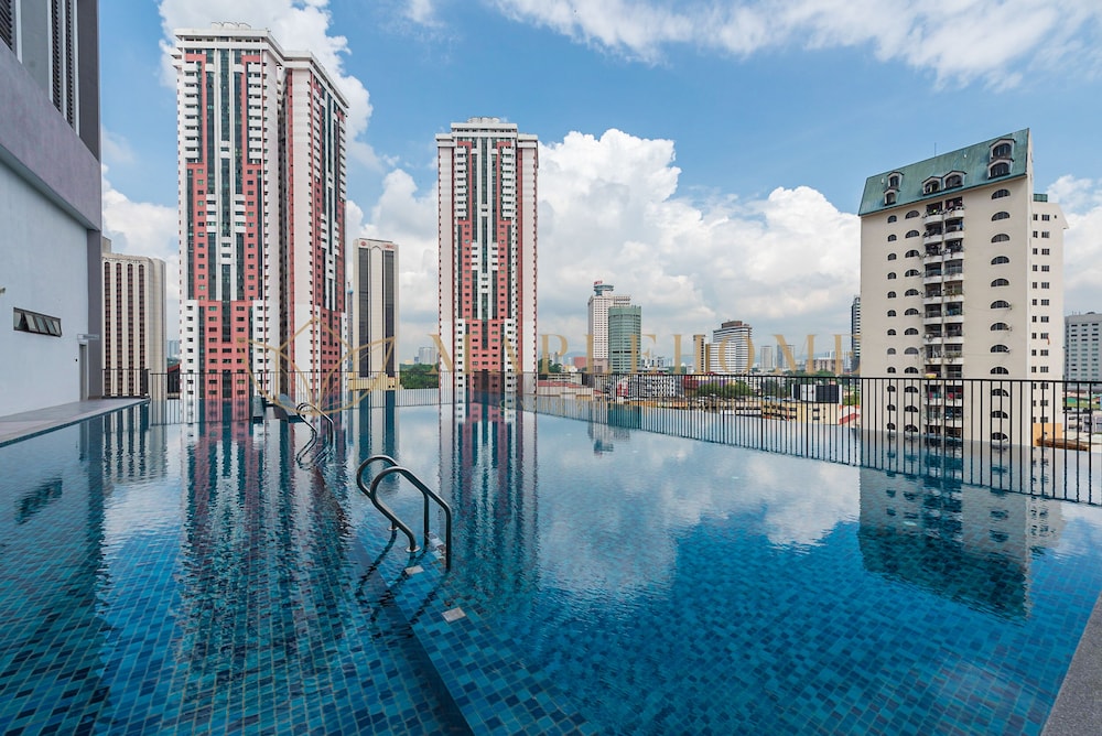 Chambers Premier Suites Kuala Lumpur — 4-Star Luxury Hotel in Kuala Lumpur, Malaysia