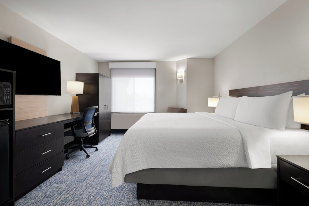 Garner Hotel Topeka West by IHG - photo 17