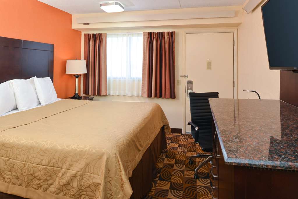 Americas Best Value Inn Pittsburgh Airport - photo 11