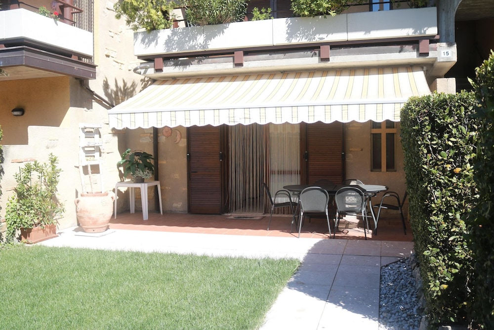 Lovely Stay Near the Lake in Lazise, Italy