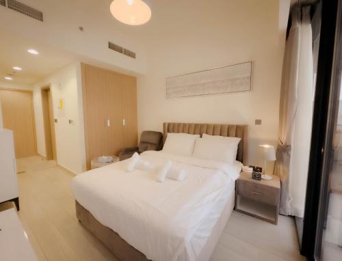 Lavish Studio 10 min Downtown — 4-Star Luxury Hotel in Dubai, United Arab Emirates