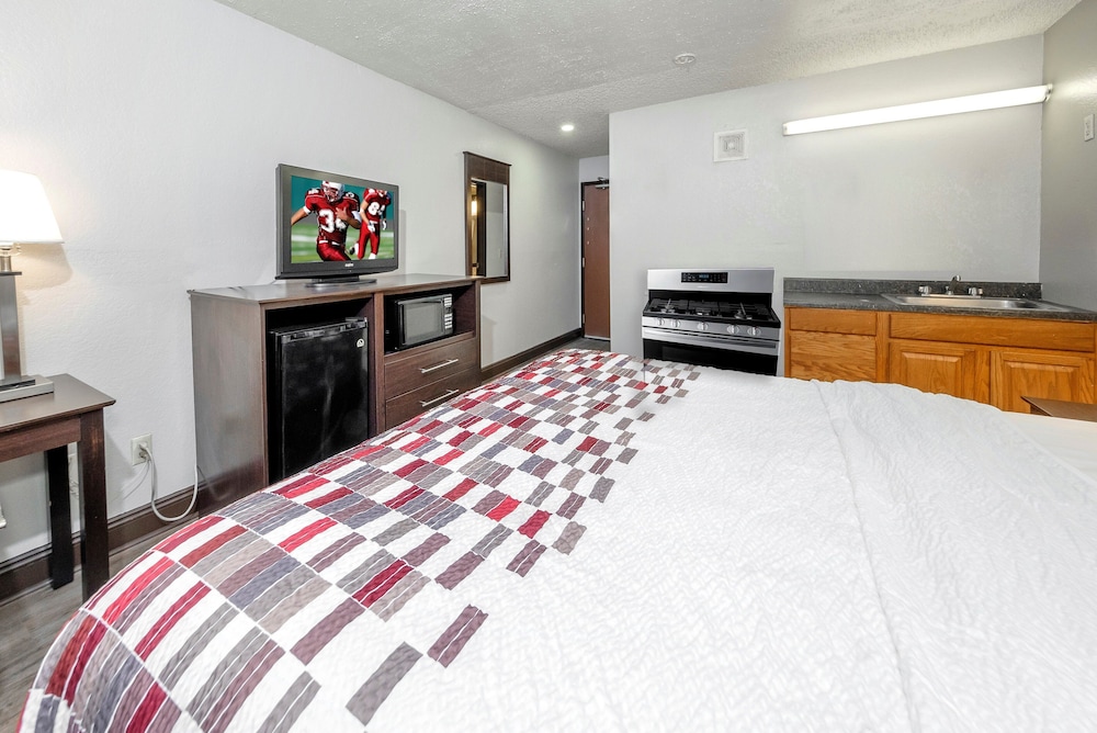Red Roof Inn Culpeper - photo 23