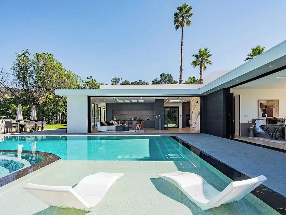 Monarch Modern in Los Angeles, United States