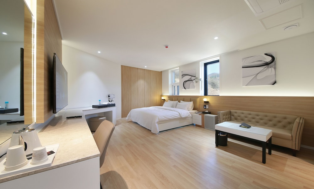 Yangpyeong Premium Hotel Latte in Yangp'yong, South Korea