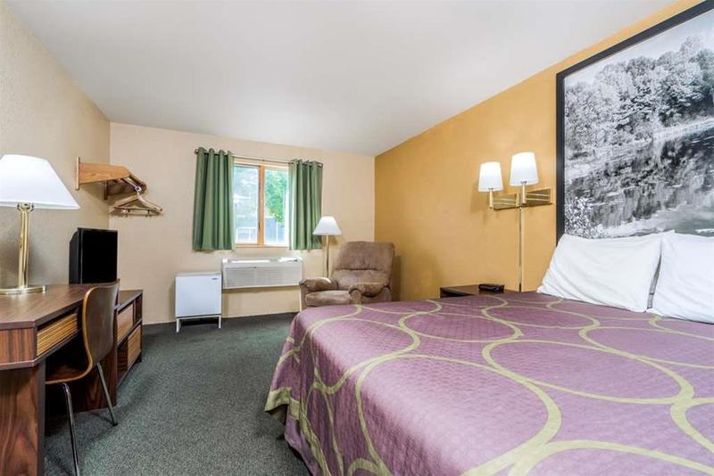 Coratel Inn and Suites by Jasper Stillwater - photo 12