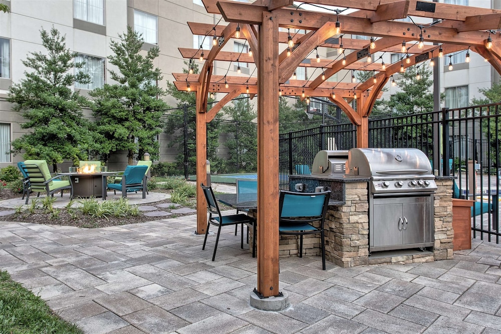 Homewood Suites by Hilton Leesburg - photo 40