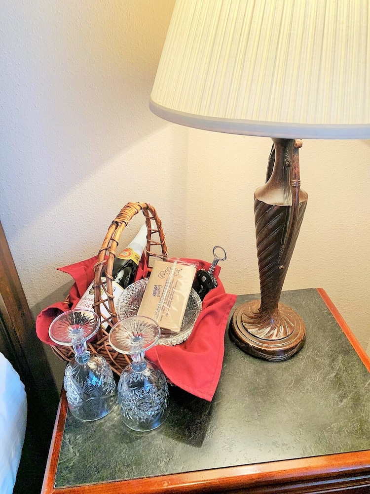 Breakers Boutique Inn - photo 31