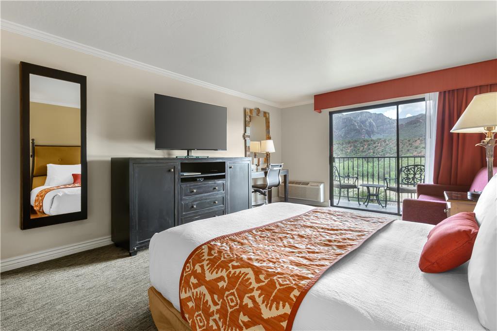 Best Western Plus Arroyo Roble Hotel & Creekside Villas - photo 29