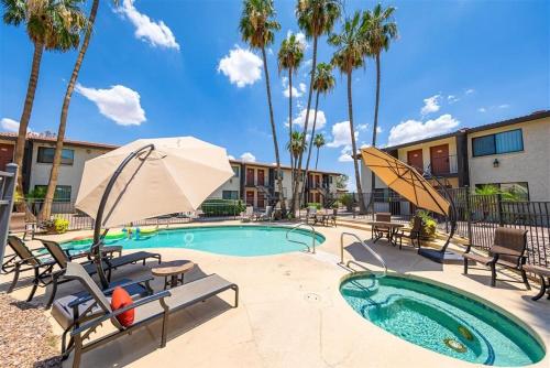 142 Fully Furnished 1BR Suite Pet Friendly — 4-Star Luxury Hotel in Scottsdale, United States