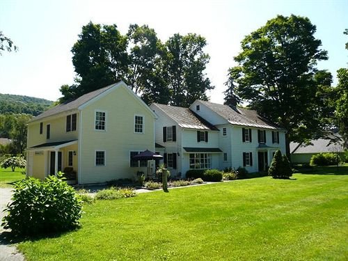 Starbuck Inn