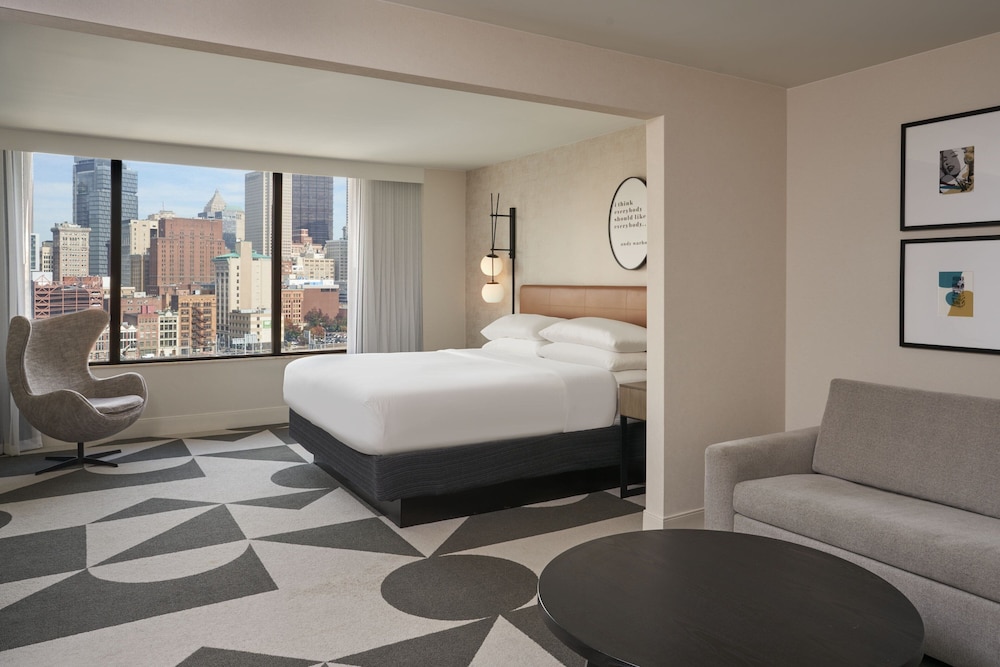 Sheraton Pittsburgh Hotel at Station Square - photo 12