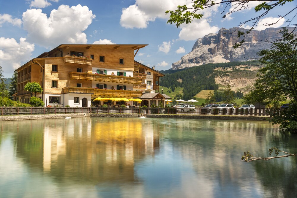 Hotel Lech da Sompunt in Badia, Italy