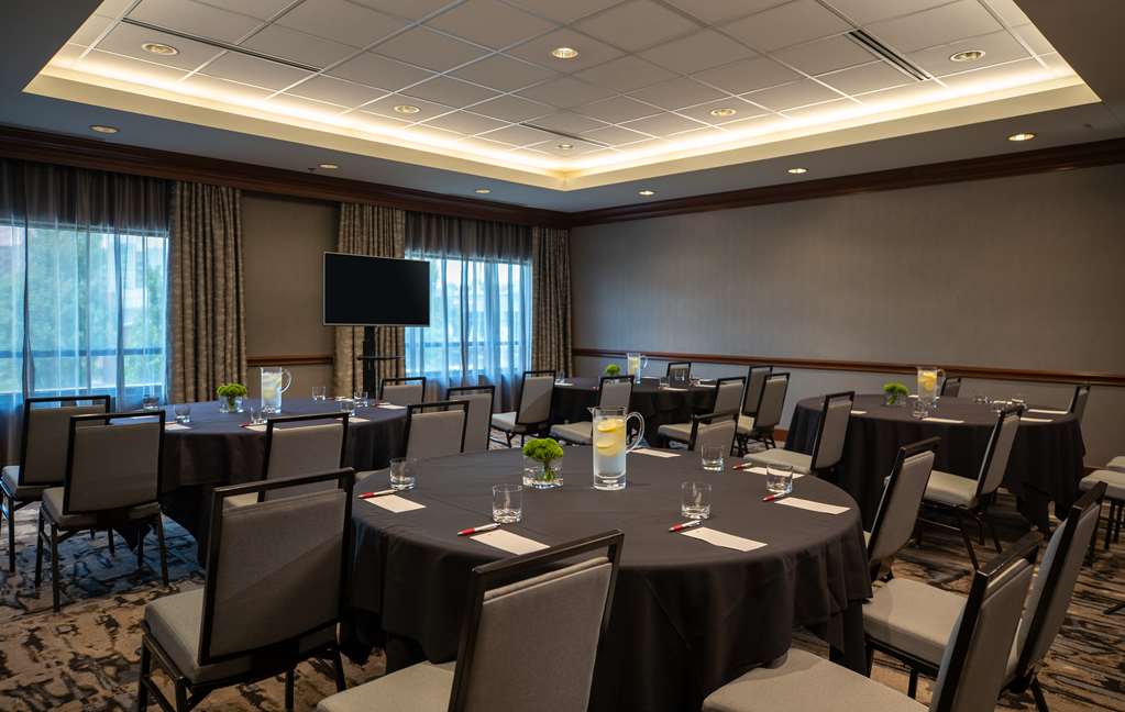 Hyatt Regency Coralville - photo 56