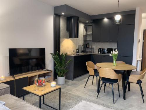 Urban Apartments Premium Opolska 10 No 90 2 Free Garages Self Check In — 4-Star Luxury Hotel in Katowice, Poland