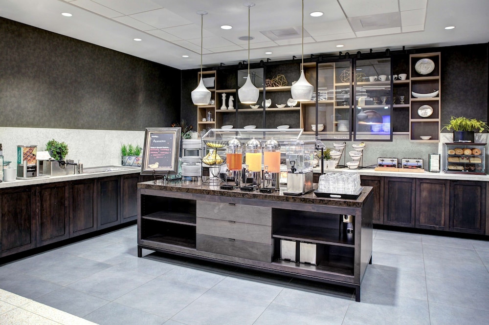 Homewood Suites by Hilton Richmond Downtown - photo 33