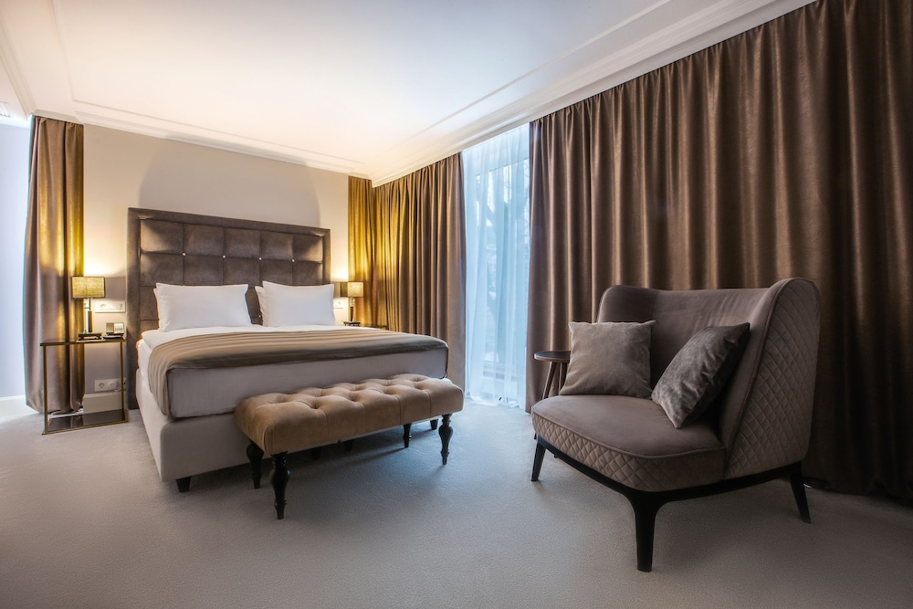 Villa Kadashi Boutique Hotel — 4-Star Luxury Hotel in Moscow, Russia