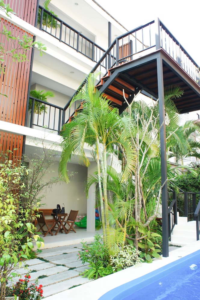 Chaba Place - carbon neutral hotel in Hua Hin