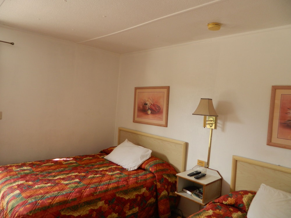 Marine Motel - photo 6