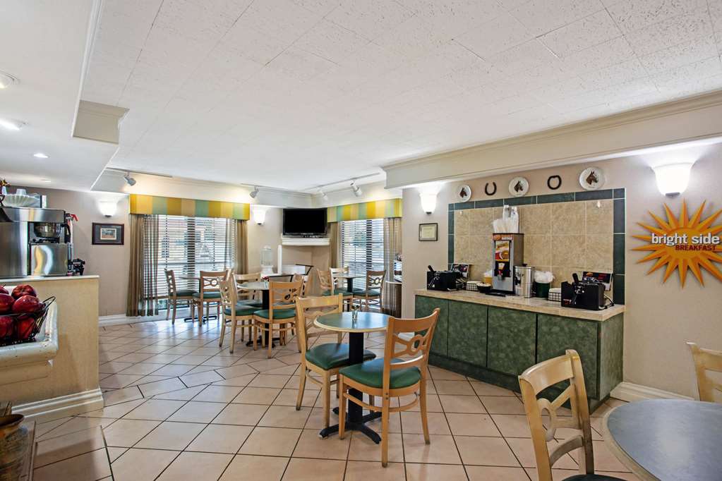 La Quinta Inn Lexington Horse Park - photo 64